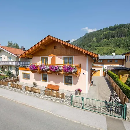 Bed & Breakfast Unterberger Vermietung & Verpachtung Zellermoosstrasse 14