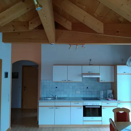 Vermietung & Verpachtung Zellermoosstrasse 14 *